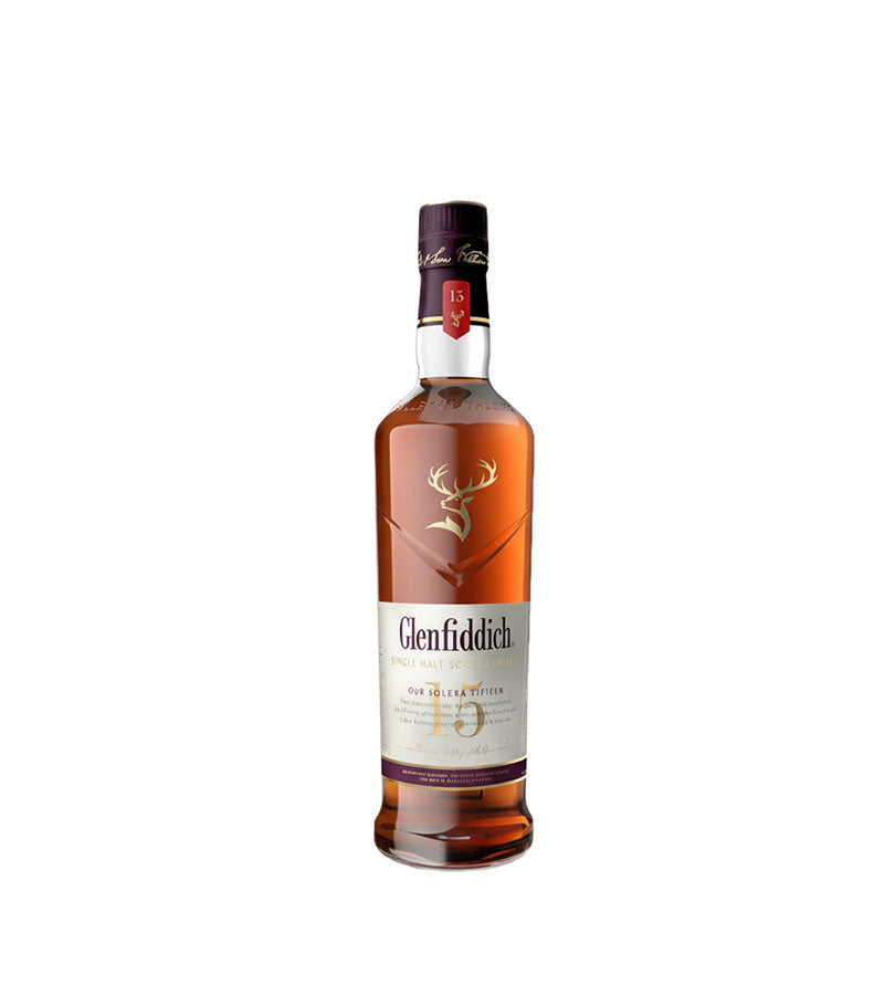 Botella de Whisky Glenfiddich 15 Años de 750 ml con etiqueta clara