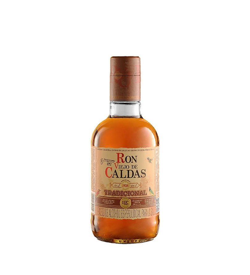 Media botella de Ron Viejo de Caldas 3 Años Tradicional de 375 ml con etiqueta crema