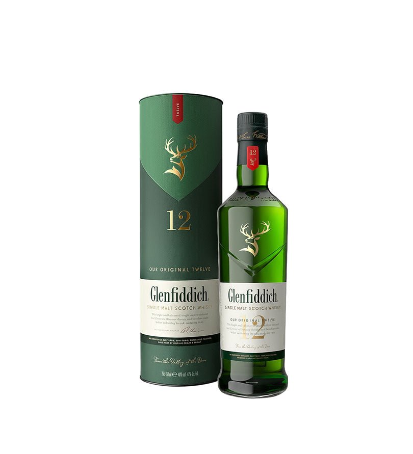 Whisky Glenfiddich 12 Años de 750 ml junto a su estuche cilíndrico verde