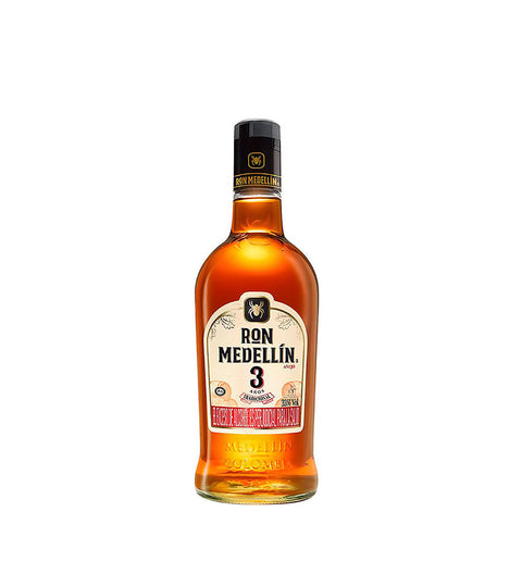 Rum Medellín 3 Years Aged Liter Glass - 1L