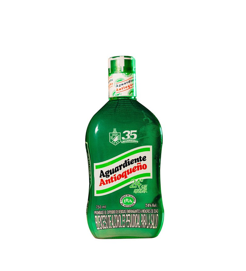 Botella verde de Aguardiente Antioqueño Edición Nacional 35 años de 750 ml, con etiqueta roja y blanca
