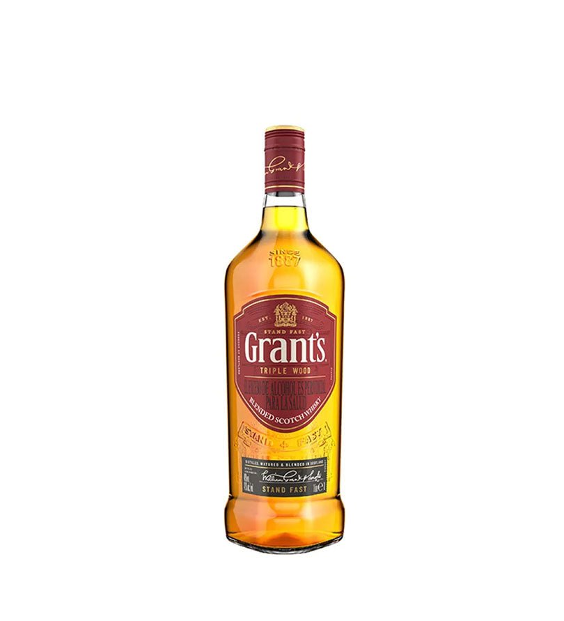 Botella triangular de litro de Whisky Grant's Triple Wood