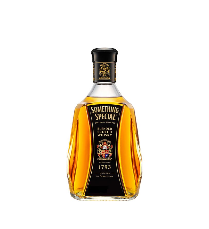 Botella en forma de diamante de Whisky Something Special de 750 ml